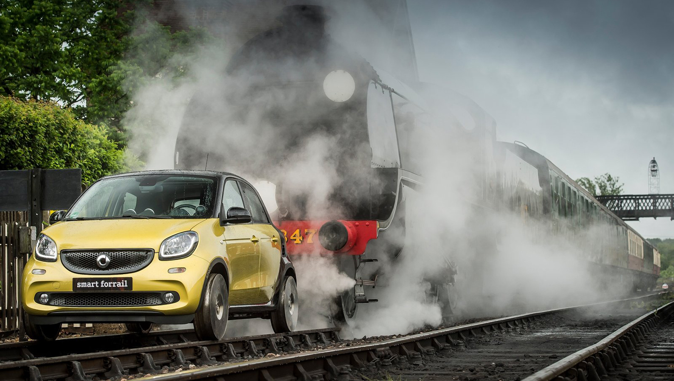 Smart ForFour поставили на рельсы