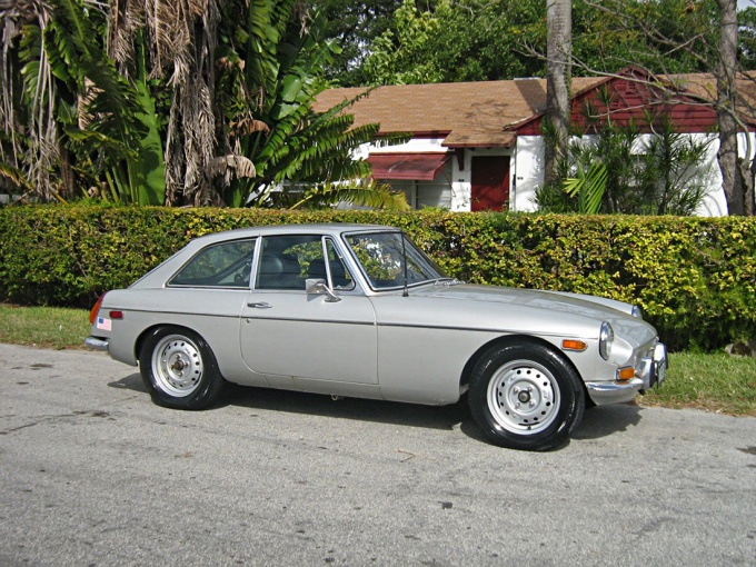MG MGB GT