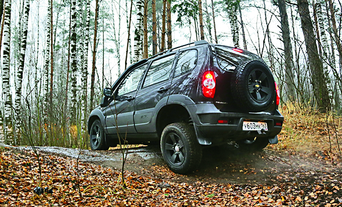 Сравнительный тест по бездорожью Land Rover Discovery и Jeep Cherokee Test