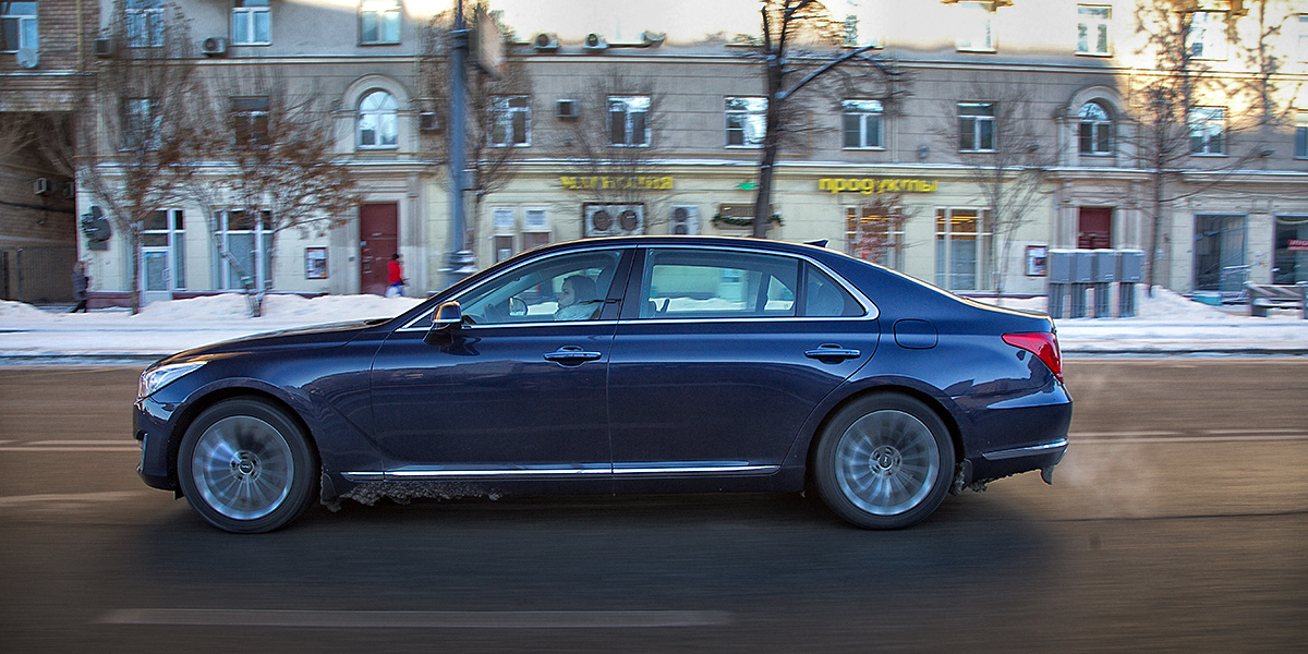 Genesis G90 Genesis G90