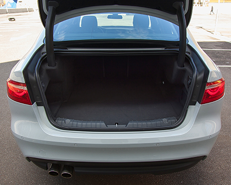Jaguar XF Jaguar XF