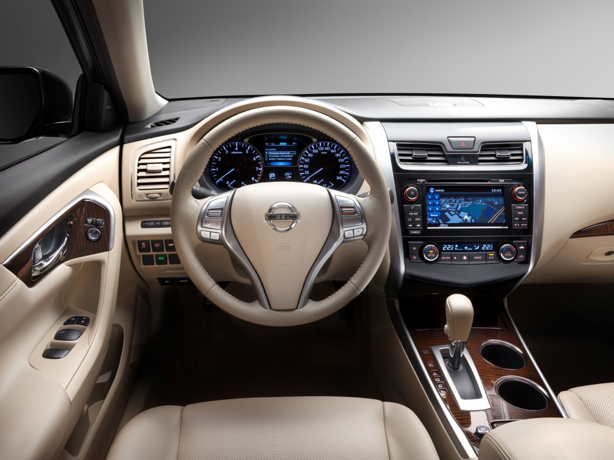 nissan_teana_18.jpg nissan_teana_18.jpg