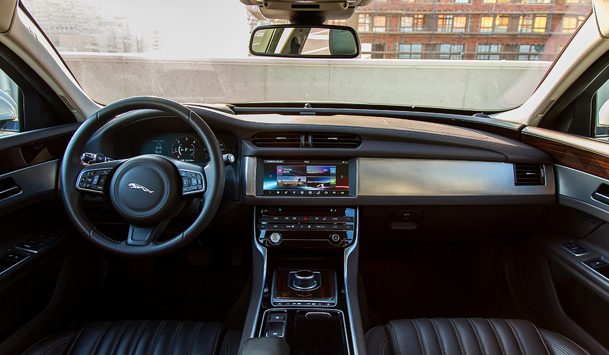 Jaguar XF Jaguar XF