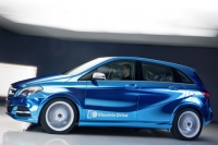 Mercedes B — почти электрокар