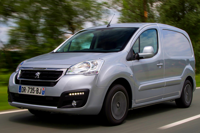 Peugeot начнет производить новый автомобиль на российском заводе