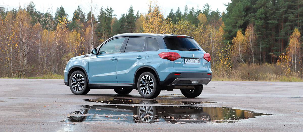 Большой тест: Mitsubishi ASX, Suzuki Vitara_03