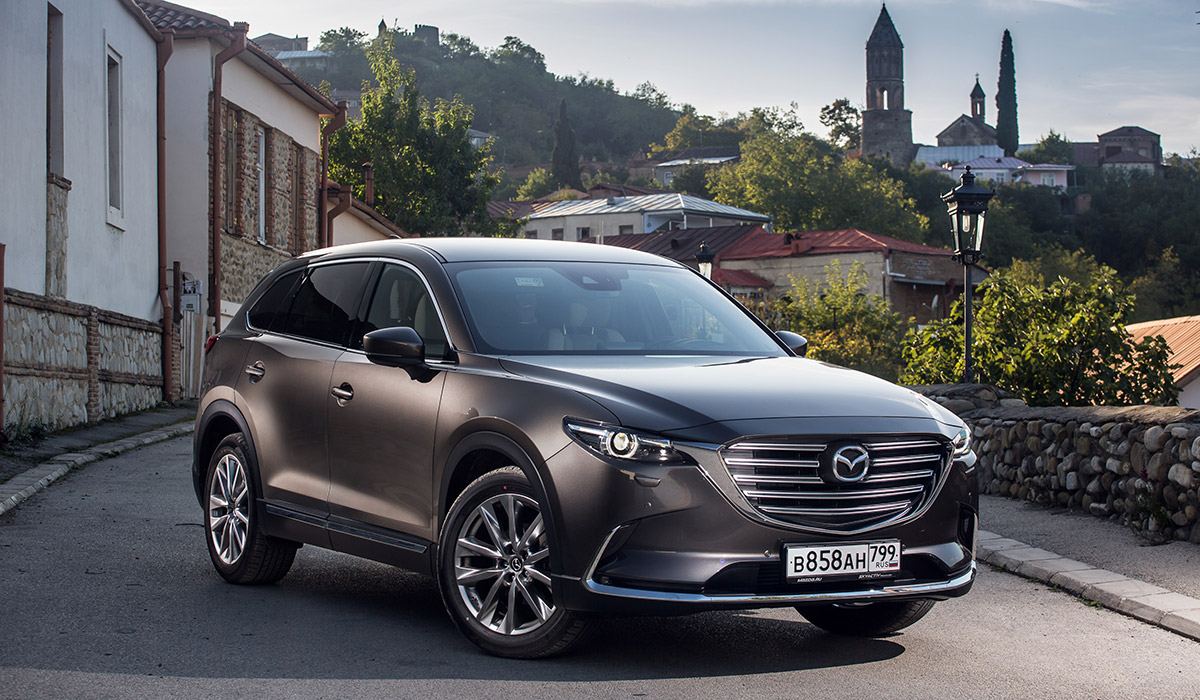 Mazda CX-9 (с 2016 года): Технологичный, но надежный