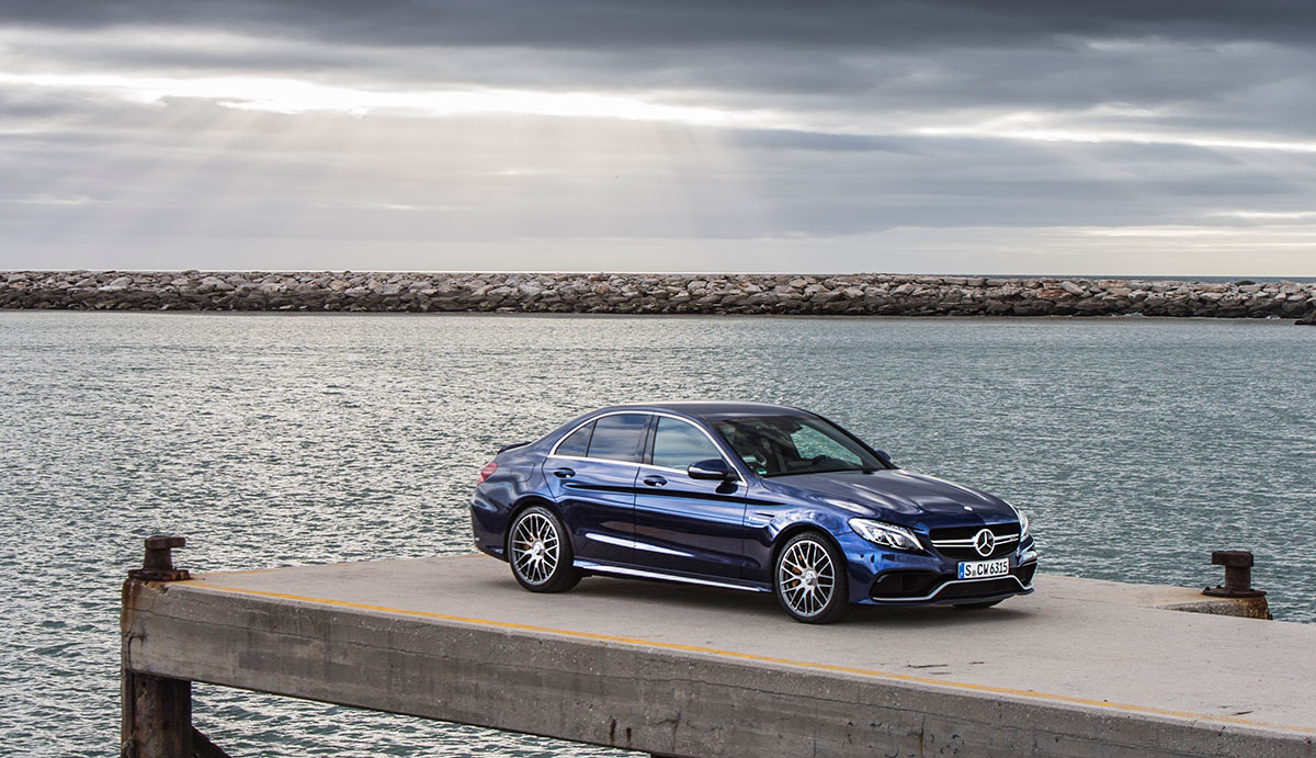Тест-драйв Mercedes-Benz С-класс AMG: сеанс одновременной игры