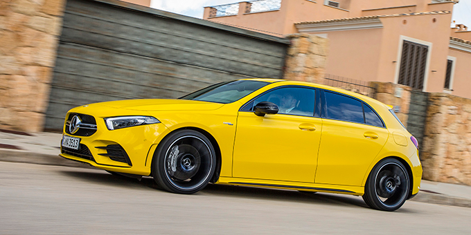 Mercedes-AMG A35 4Matic: Игрушка для мальчиков. И девочек тоже Mercedes-AMG A35 4Matic: Игрушка для мальчиков. И девочек тоже
