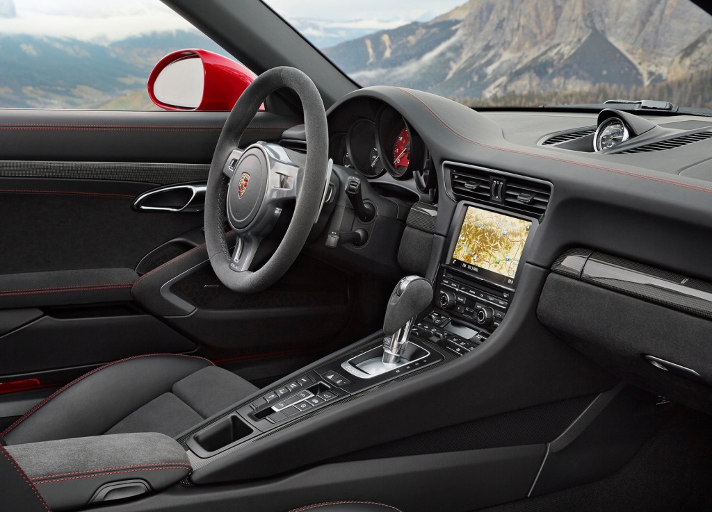 Porsche-911_Targa_4_GTS_2016_1600x1200_wallpaper_07.jpg Porsche-911_Targa_4_GTS_2016_1600x1200_wallpaper_07.jpg