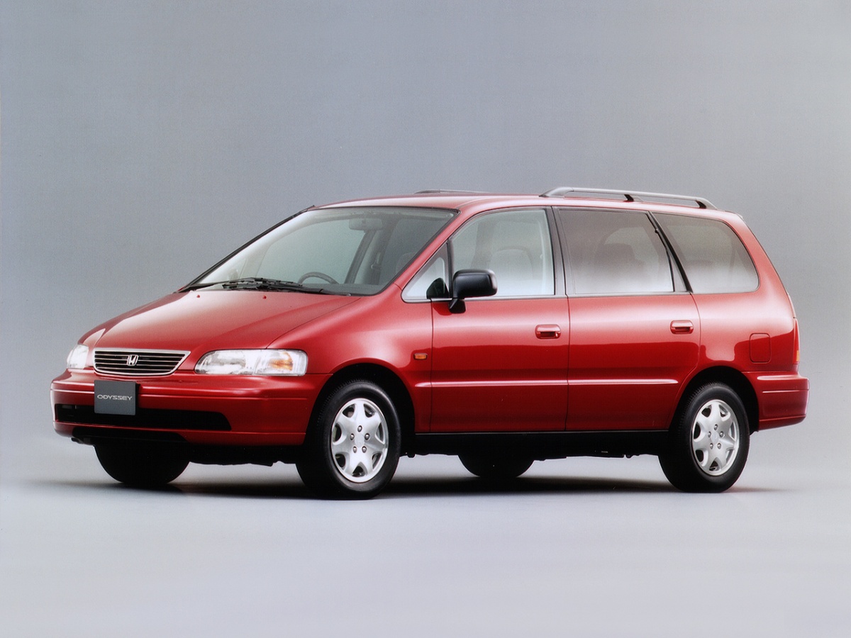 Пятое поколение Honda Odyssey продается в Японии с 2013 года, в 2016 году его привезут в США