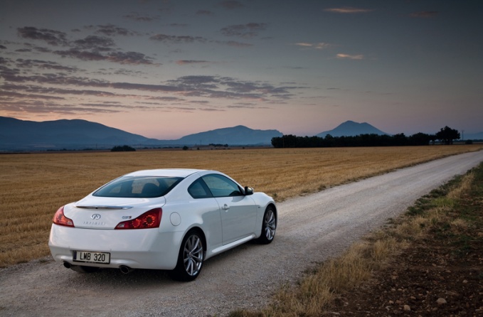 Infiniti G37 coupe