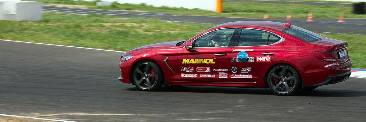 Genesis G70 Sport Genesis G70 Sport