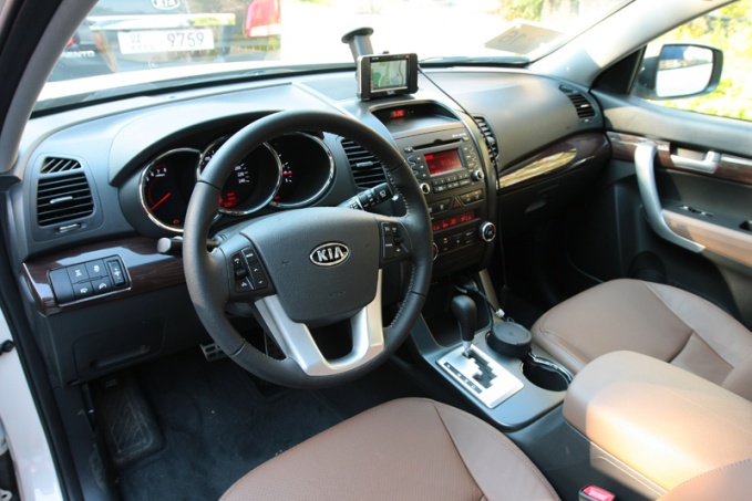 Интерьер KIA Sorento