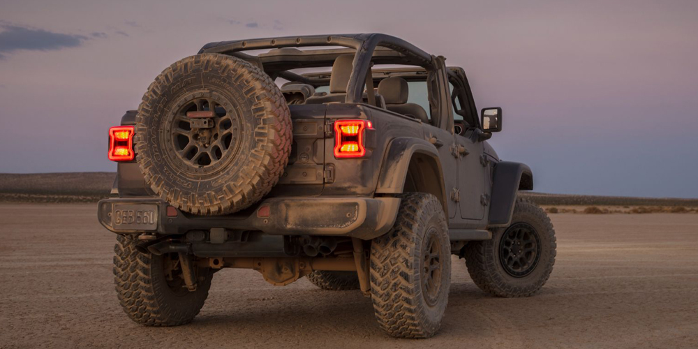 Самый быстрый Jeep Wrangler: впервые с V8! Самый быстрый Jeep Wrangler: впервые с V8!