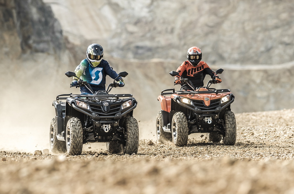 CFMOTO X4 2016.jpg