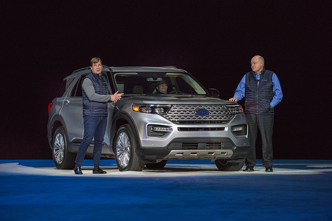 Ford Explorer: Все назад! Ford Explorer: Все назад!