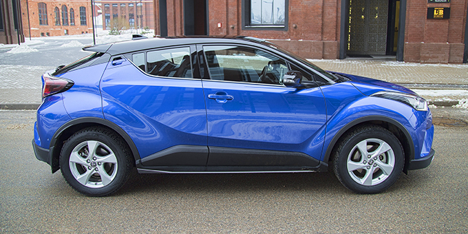 Toyota C-HR: Приджучить парнишку Toyota C-HR: Приджучить парнишку