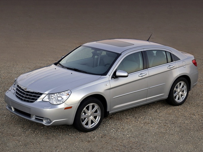 Нынешнее поколение Chrysler Sebring
