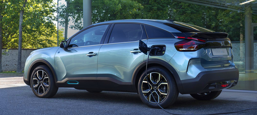 Citroen представил высокий хэтч C4 Citroen представил высокий хэтч C4