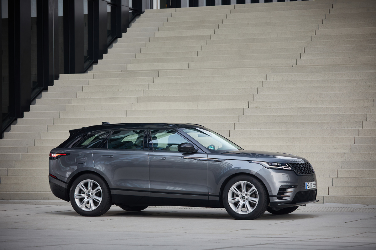 range_rover_velar_r-dynamic_p300_se_8.jpeg