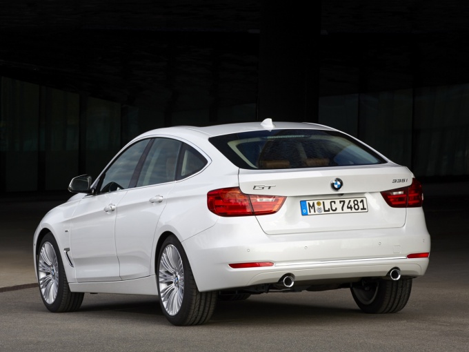 Багажник 3-Series GT вмещает до 1 600 литров