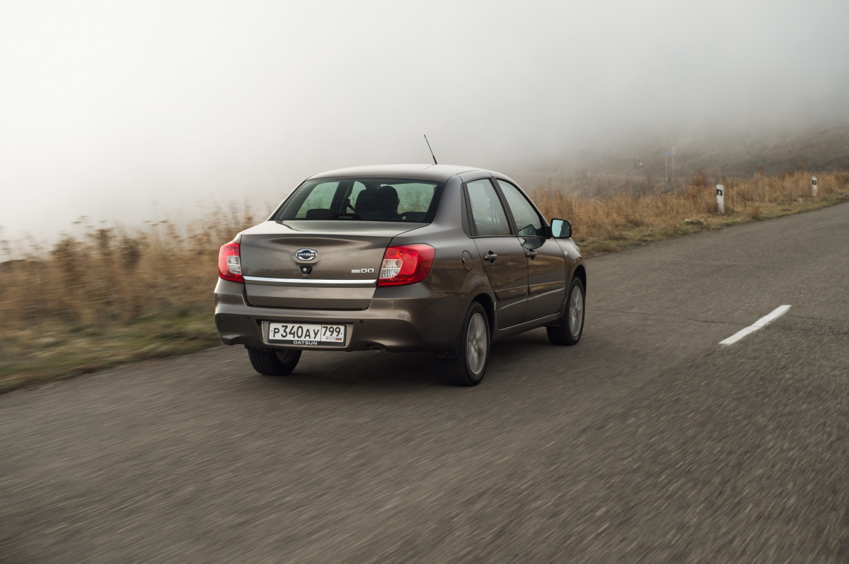 datsun_on_do_armenia_076.jpg datsun_on_do_armenia_076.jpg