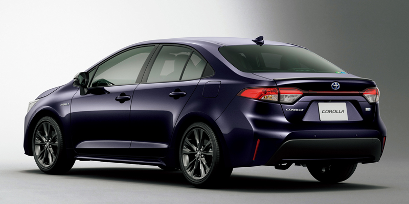 Новая Toyota Corolla пошла в Японии Новая Toyota Corolla пошла в Японии