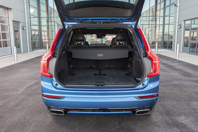 Volvo XC90 T8 AWD Twin Engine Volvo XC90 T8 AWD Twin Engine