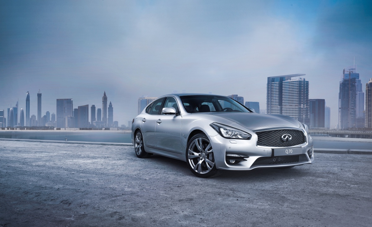 infiniti_q70_s_3.7_5.jpeg