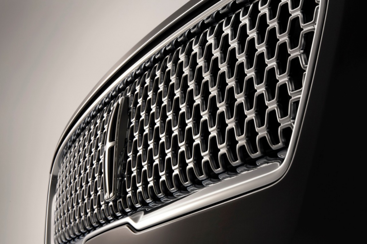 Рестайлинговый Lincoln MKZ поступит в продажу в США летом 2016 года