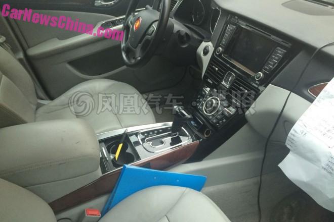 Марка Hongqi («Красное знамя») начнет выпускать свой первый plug-in гибрид в 2016 году