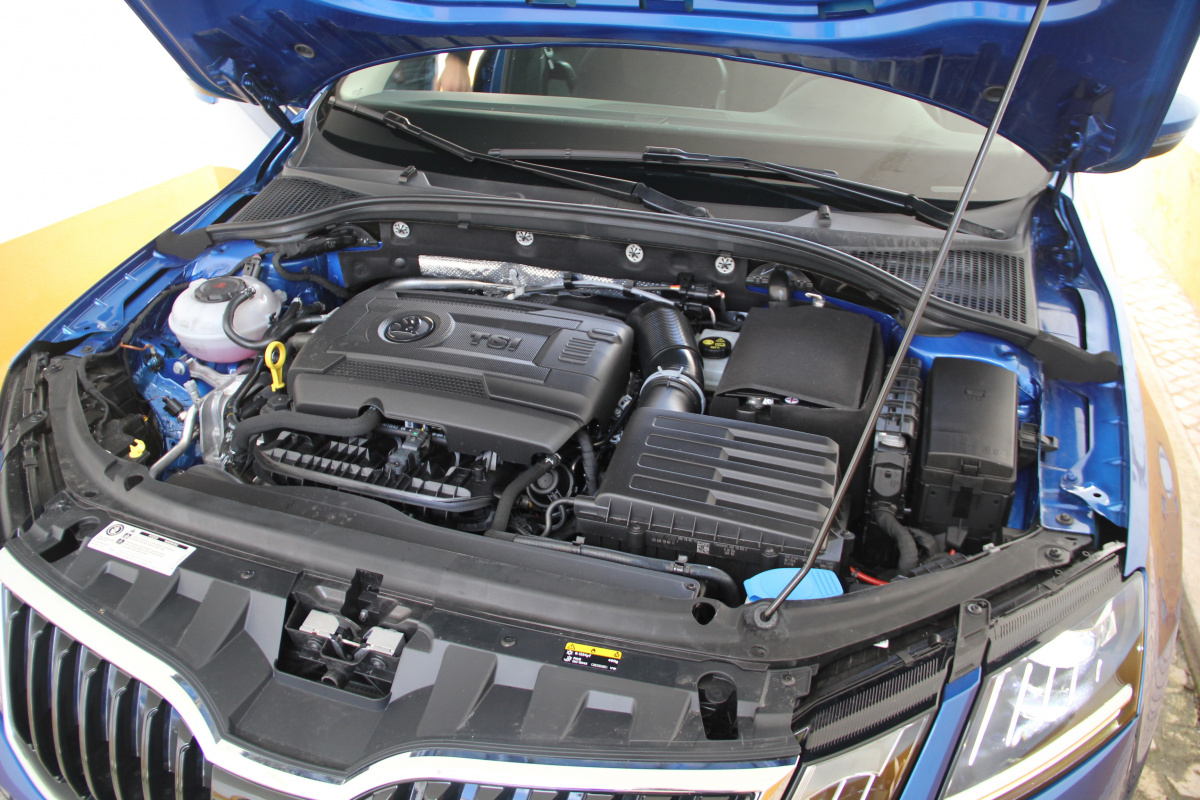 skoda_octavia_127.jpeg skoda_octavia_127.jpeg