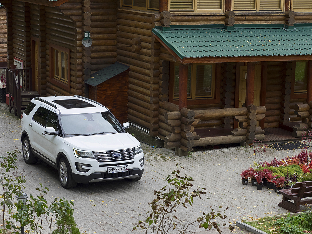 Ford Explorer Ford Explorer