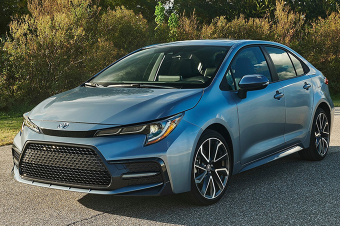 Новая Toyota Corolla скоро появится в России Новая Toyota Corolla скоро появится в России