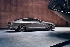 BMW 8 торопится в производство