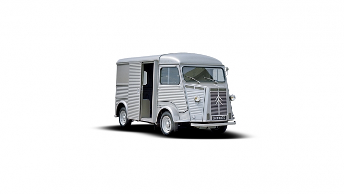 Сitroen HY фургон «Свиной нос», конструкция Андре Лефевра, дизайн Фламинио Бертони. 1947 г.