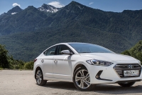 Тест-драйв Hyundai Elantra: Госпожа Стабильность