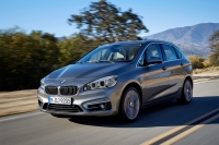 BMW 2 Active Tourer получила передний привод