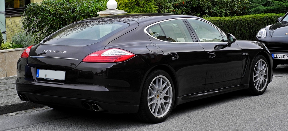 Porsche Panamera 2014, отзыв автовладельца - Андрей Михайловский