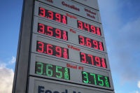 В США началось резкое падение цен на бензин