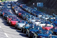 800 Mazda MX-5 в одном месте