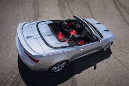 Chevrolet назвал дату дебюта Camaro без крыши