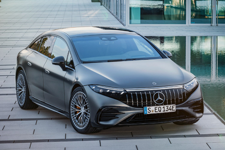 Mercedes-AMG EQS 53 4Matic+: Билет на электричку всего за 13 миллионов
