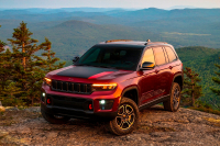 Jeep Grand Cherokee: Обещанного ждут 9 месяцев