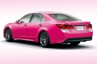 Toyota вспомнила Элвиса Пресли