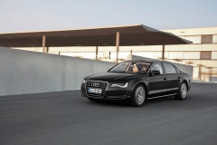 Audi A8 L Hybrid