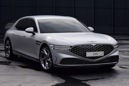 Genesis G90: Большой и новый