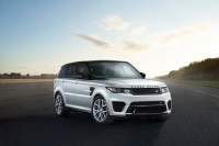 Land Rover привез в Москву самую мощную модель