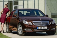 Mercedes E лидирует в своем сегменте